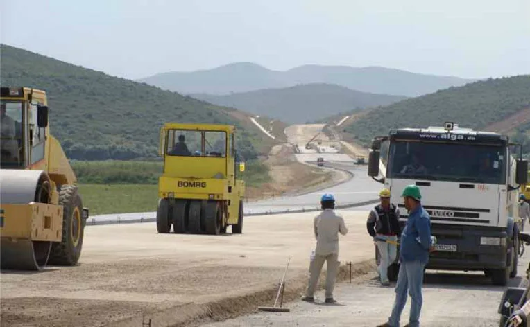 Le chantier de l’autoroute de Béjaïa rattrapé par la crise