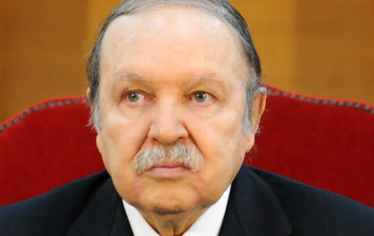 L&rsquo;hommage de Bouteflika à Redha Malek