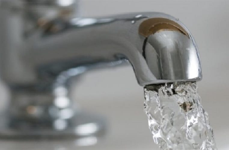 Près de 2 milliards de personnes consomment une eau contaminée par des matières fécales