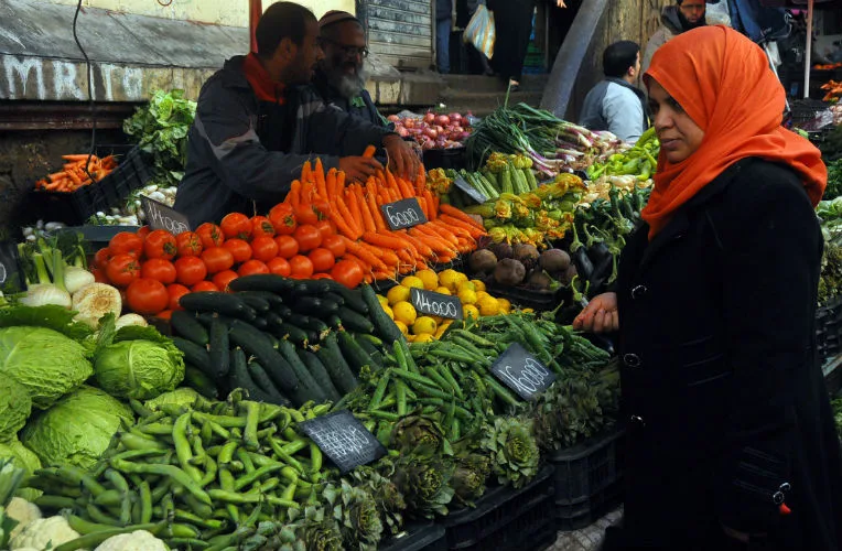 Artichauts, fèves vertes, épinards, fraises : des fruits et légumes à des prix abordables