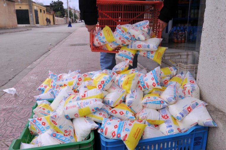 Crise du lait : les distributeurs menacent, les consommateurs « pris en otage »