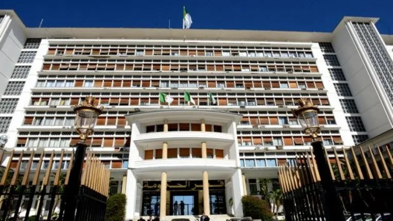 Alger refuse d’être mêlé à « la guerre froide » entre l’Arabie saoudite et l’Iran