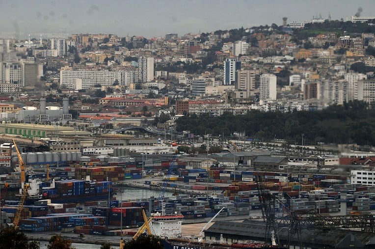 Lutte contre la surfacturation des importations : l’Algérie négocie avec la Chine et l’Union européenne
