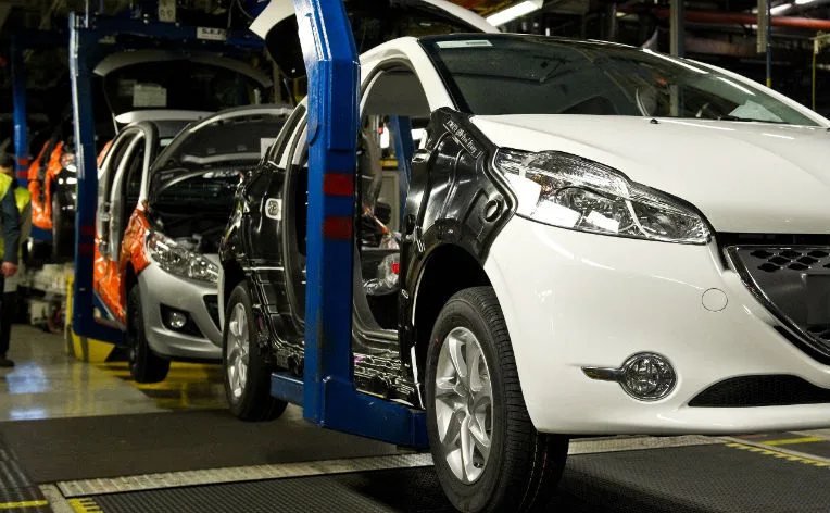 PSA Peugeot Citroën lance la réalisation de son usine de montage en Algérie
