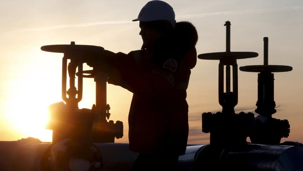 Le pétrole soutenu par les incertitudes en Irak et le schiste américain