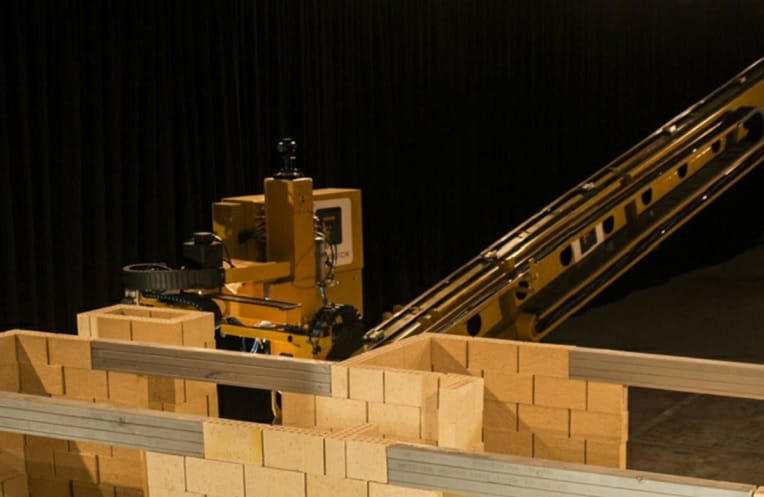 VIDÉO. Le robot-maçon arrive