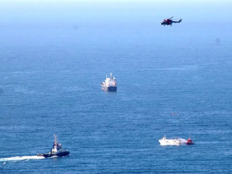 Intempéries : deux personnes sauvées par les forces navales au large de Ténès