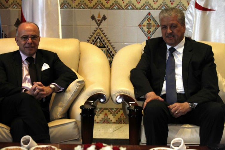 Un an après le tweet de Valls, le Premier ministre français en visite à Alger