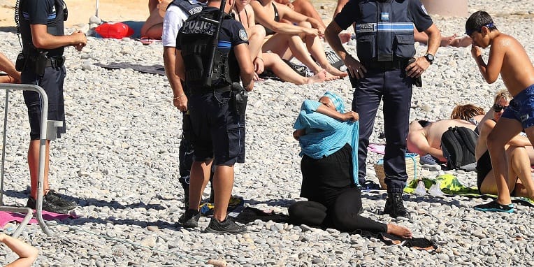 Rachid Nekkaz veut voir les femmes en burkini sur les plages de Cannes