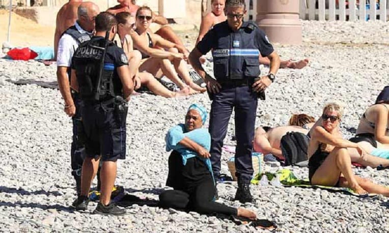 France : retour de la polémique sur le burkini