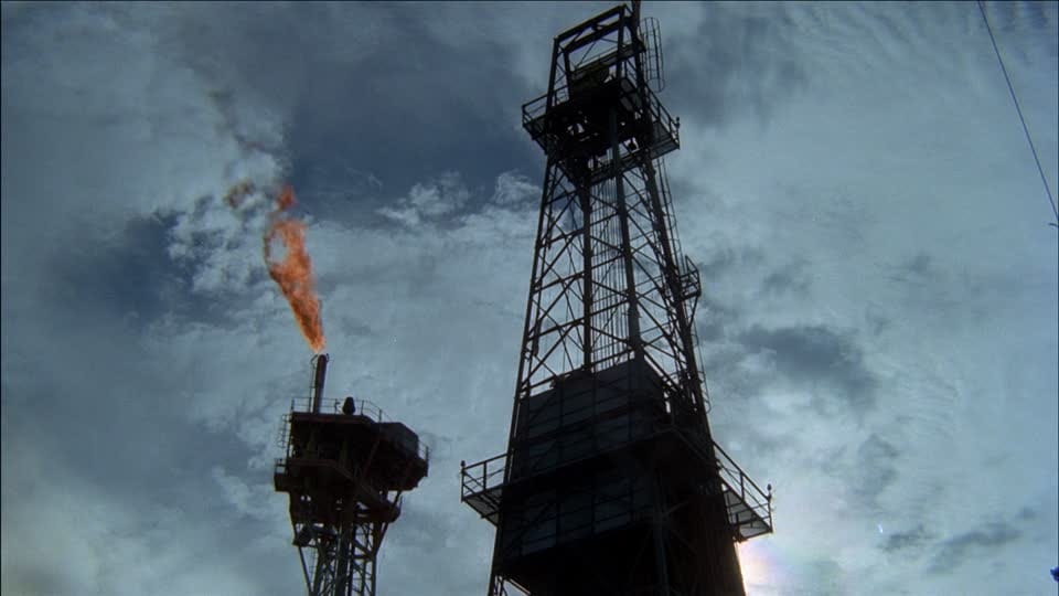 Le pétrole en forte hausse après un accord entre Moscou et Riyad