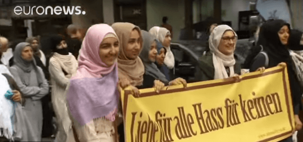 VIDÉO. Des musulmans manifestent contre le terrorisme en Allemagne