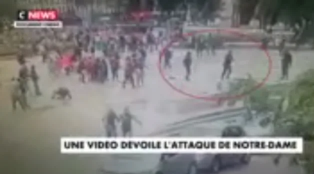 VIDÉO. Les images de l’attaque au marteau contre un policier à Paris