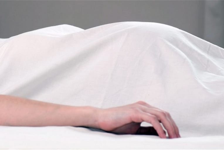 Décès d’une femme enceinte et son bébé à Djelfa : la gynécologue condamnée