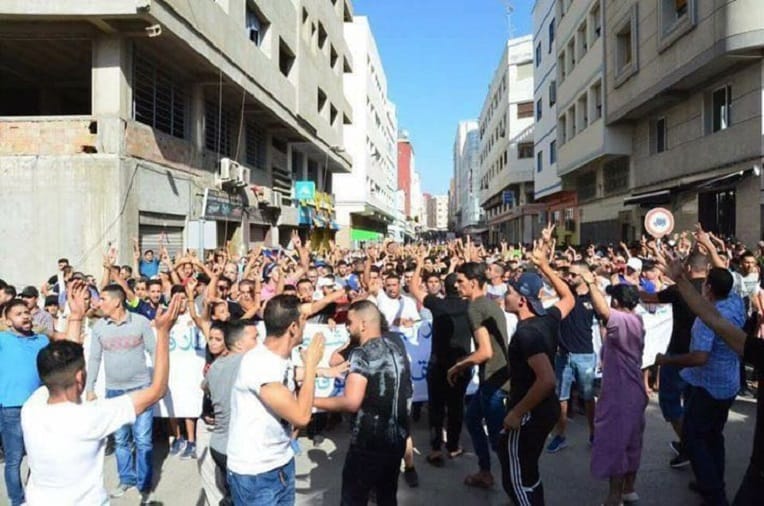 Maroc : la police disperse violemment les rassemblements à Al-Hoceïma