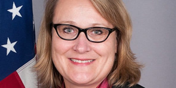 VIDÉO. L&rsquo;ambassadrice américaine a dansé au concert de Khaled à Alger