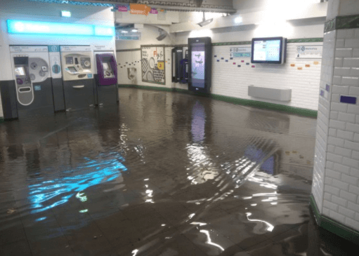 VIDÉO. Violents orages sur Paris : des stations de métro inondées