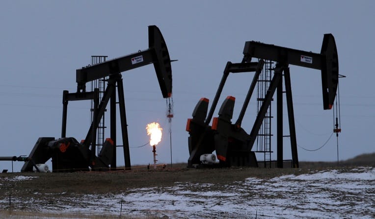 Le pétrole aidé par un repli des stocks de brut aux Etats-Unis