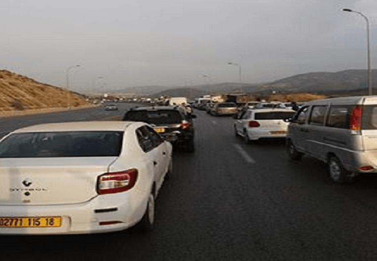 Autoroute Est-ouest : un accident provoque un bouchon à Bouzegza