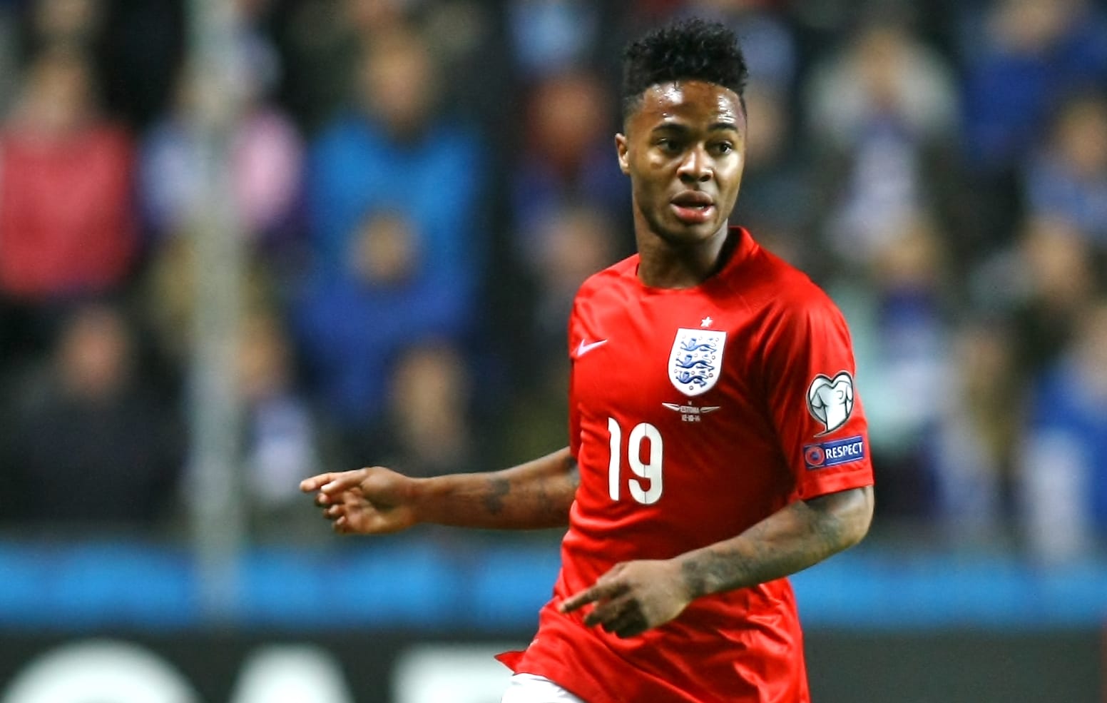 Angleterre : Sterling sauve City de Rooney et Everton