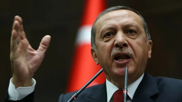 La Turquie accuse l’Europe de « se tourner » vers la « barbarie » et le « fascisme »