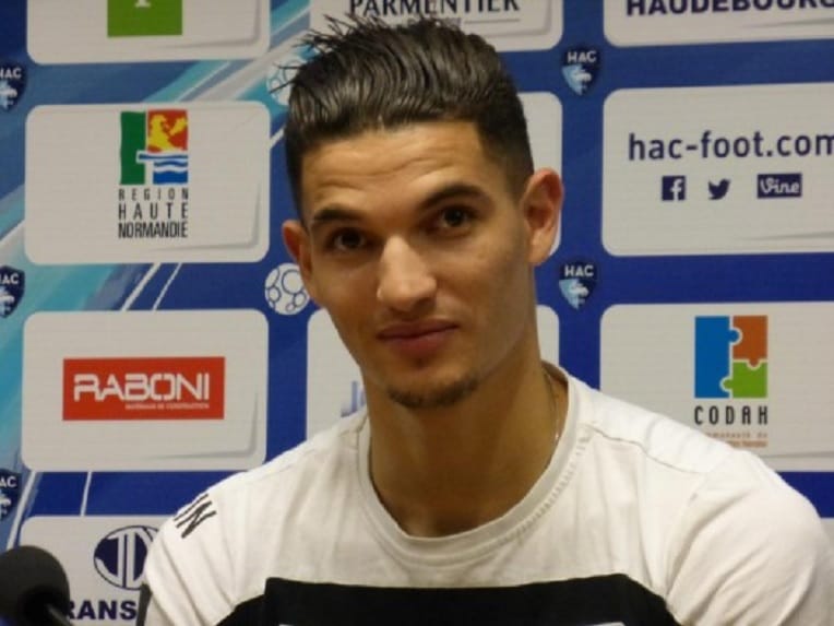 EN : Zinedine Ferhat convoqué pour le match contre la Zambie