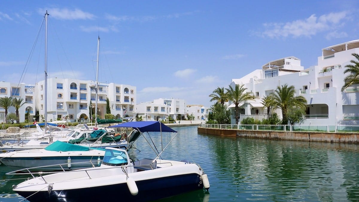 Le tourisme en Tunisie repart grâce à un afflux massif des Algériens