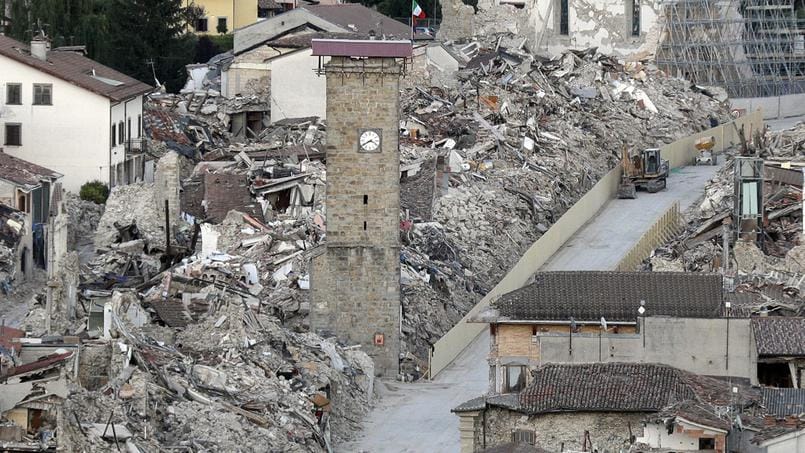 Italie : après le séisme d&rsquo;Ischia, énième polémique sur les constructions illégales