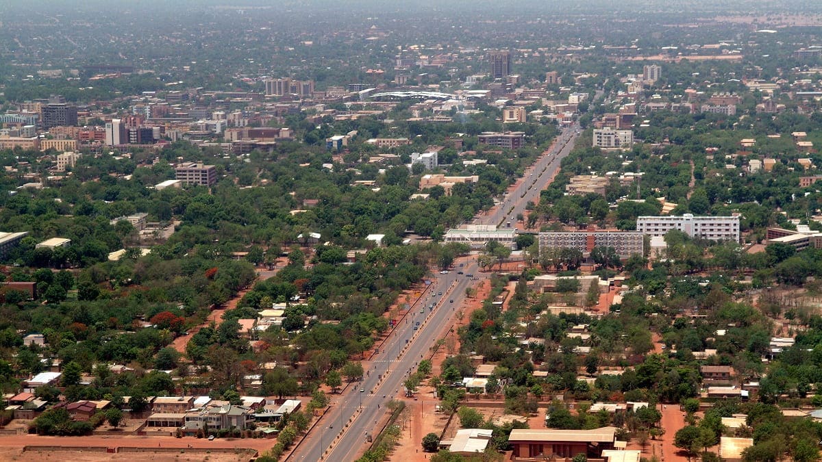 VIDÉO. Burkina Faso : attaque terroriste contre un restaurant à Ouagadougou