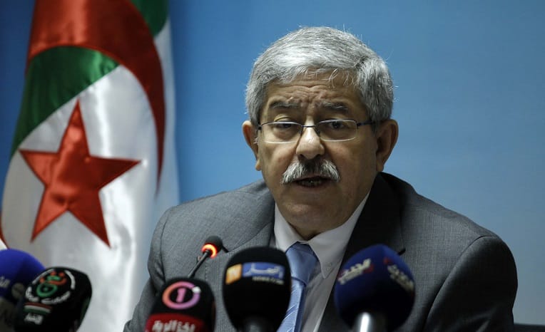 Ouyahia remplace Tebboune : les réactions