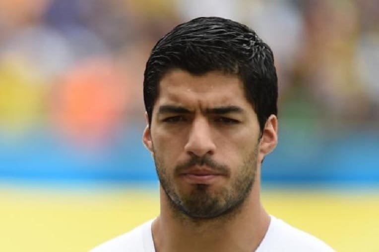 FC Barcelone : Luis Suarez absent environ un mois