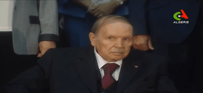 VIDÉO. Le regard dur de Bouteflika 