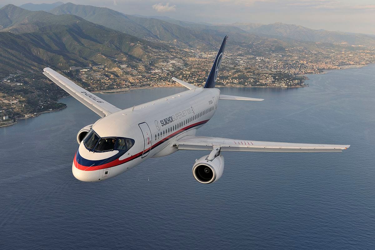 La Russie veut vendre à l’Algérie des Sukhoï Superjet 100 et des MS-21