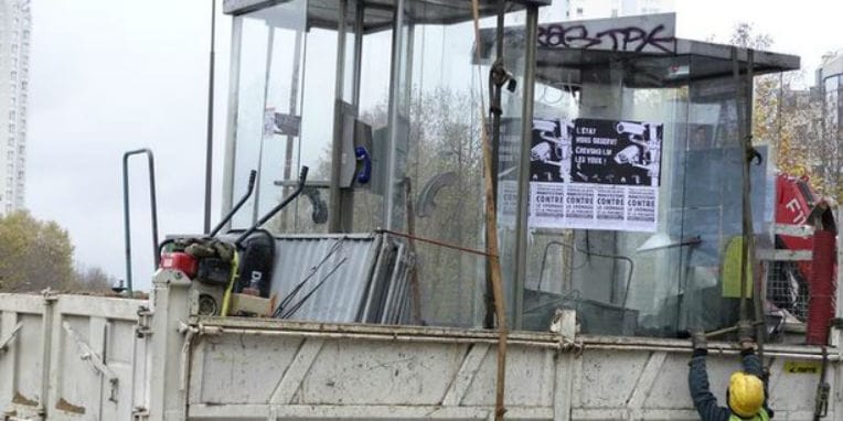 France : les cabines téléphoniques disparaîtront totalement avant 2018