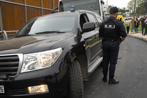 Les BRI patrouillent dans le centre d’Alger