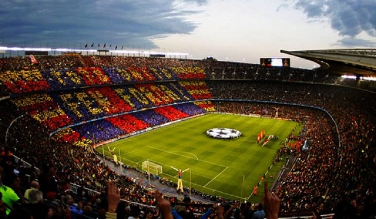 Le Barça s’impose à dix, le Camp Nou mobilisé pour la Catalogne