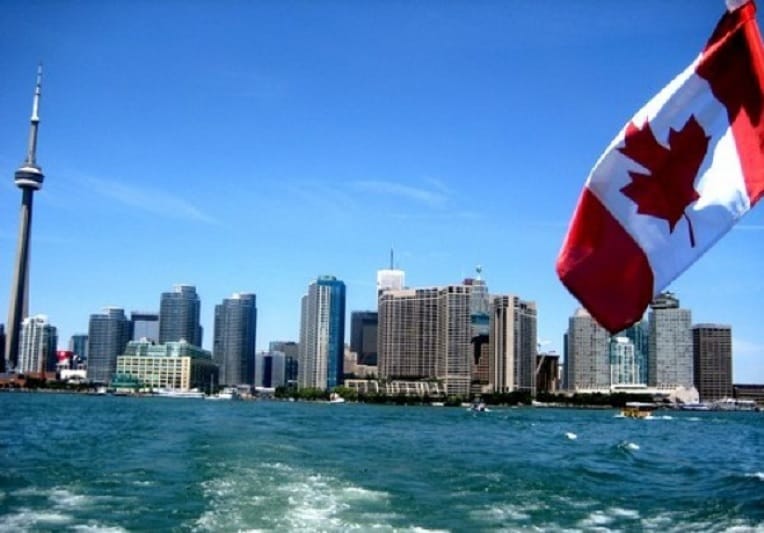 Diaspora : près de 42.000 Algériens ont émigré au Canada entre 2006 et 2015