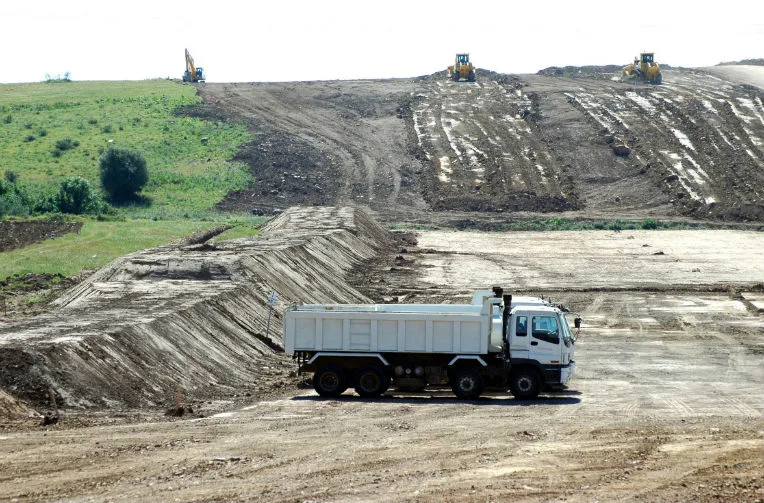 Algérie : 50 milliards de dollars de projets en chantier