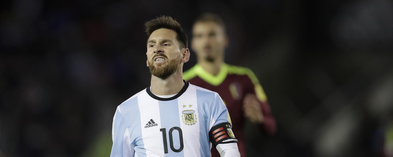 Mondial-2018 : l’Argentine peine, l’Uruguay se replace