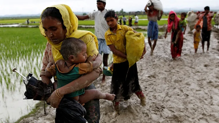 Rohingyas : les pays musulmans dénoncent des « actes brutaux » de l&rsquo;armée birmane
