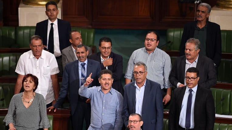 Tunisie : craintes pour la transition démocratique après le vote d&rsquo;une loi