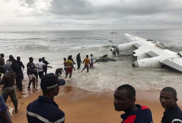 Côte d&rsquo;Ivoire : un avion s&rsquo;écrase au large d&rsquo;Abidjan, plusieurs morts
