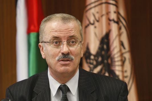Le Premier ministre et le chef du renseignement palestiniens échappent à un attentat à la bombe