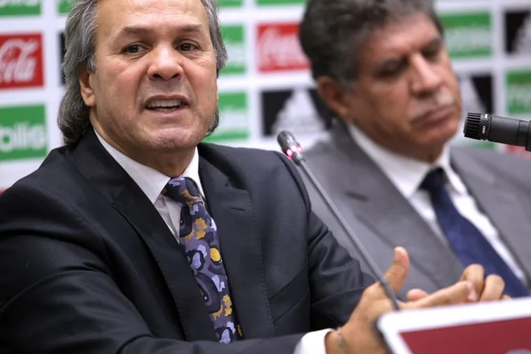 Madjer répond aux critiques, promet de remettre les Verts sur les rails