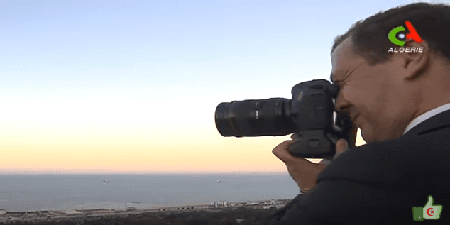 VIDÉO. Quand Medvedev prend lui-même des photos de la baie d&rsquo;Alger