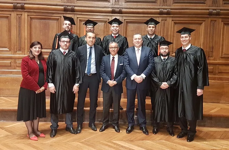 Des cadres de Ooredoo reçoivent leurs diplômes de  MBA