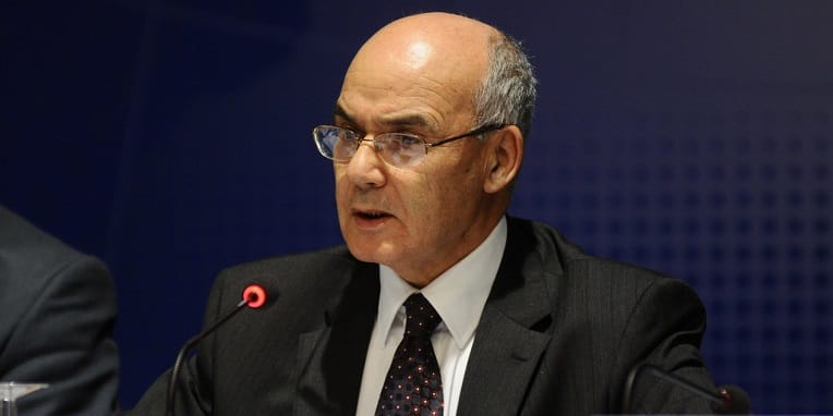 Youcef Yousfi : l&rsquo;Algérie va exporter le rond à béton et le ciment