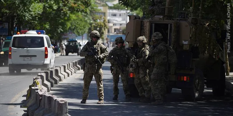Nouveau carnage en Afghanistan : plusieurs soldats tués dans l’attaque d’une caserne