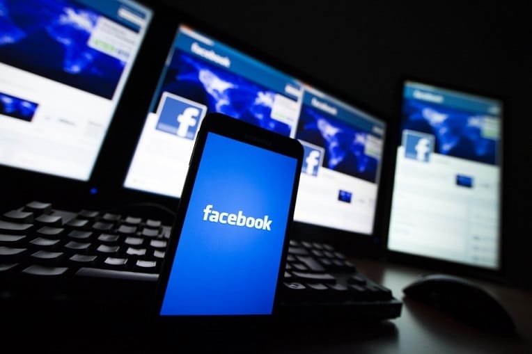 USA : Facebook permet maintenant de commander des repas à domicile