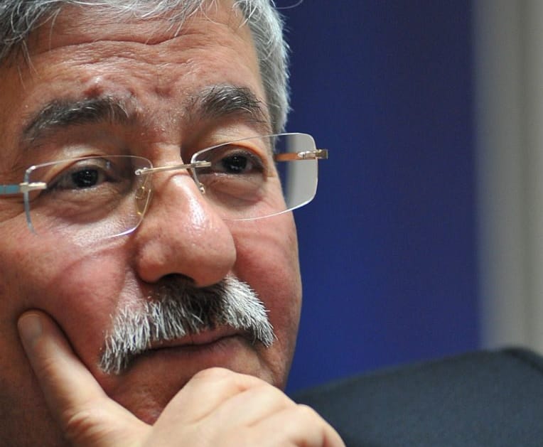 « Lobby algérien » en France : de quoi parle Ouyahia ?